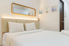 Well Designed and Comfy Studio Transpark Cibubur Apartment By Travelio